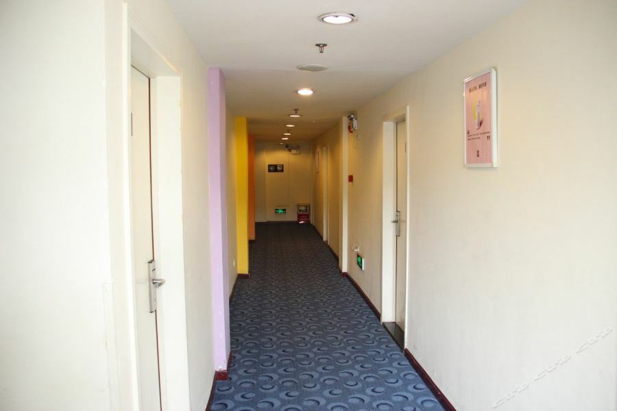 7Days Inn Wuhan Jiefang Park Branch エクステリア 写真